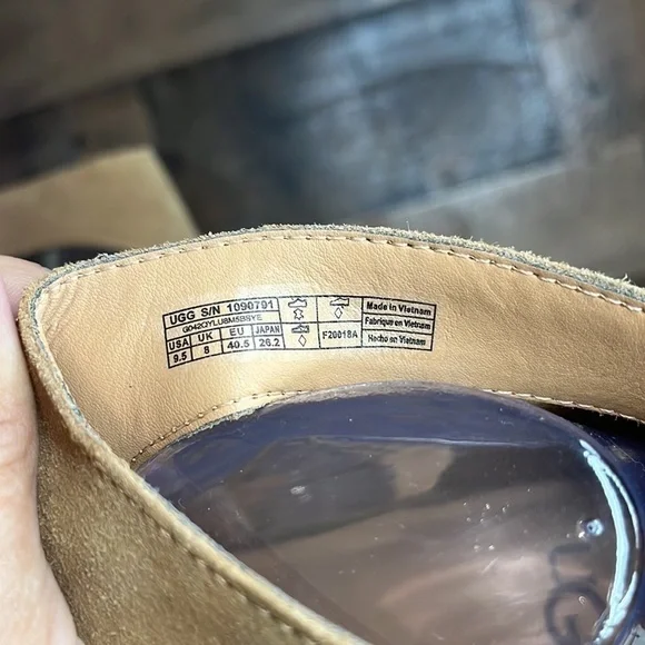 UGG Brown Suede Wedges Size 9.5 - Picture 9 of 10